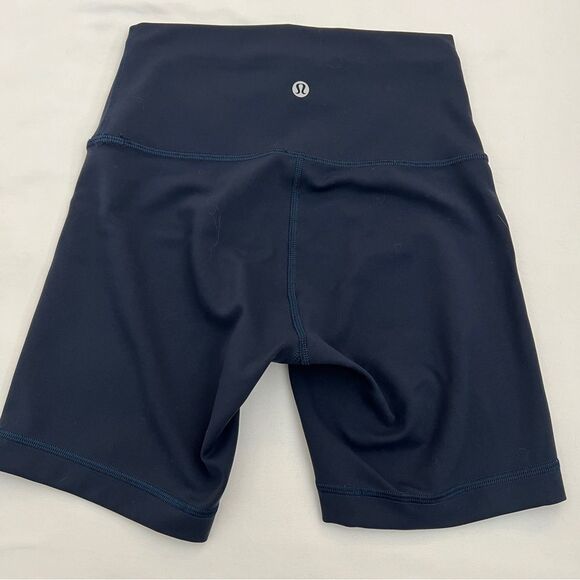 Lululemon Wunder Train High-Rise Short 6"
True Navy size 4 - Picture 2 of 6